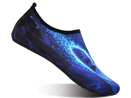 Aqua Socks
Best shoes for walking in sand