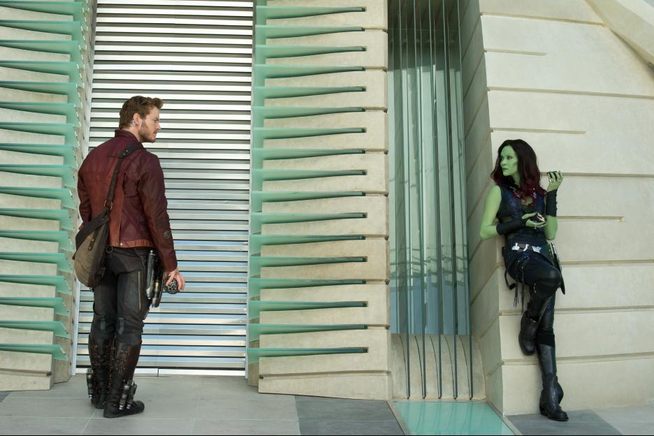 Chris Pratt and Zoe Saldana in Guardians of the Galaxy (2014)