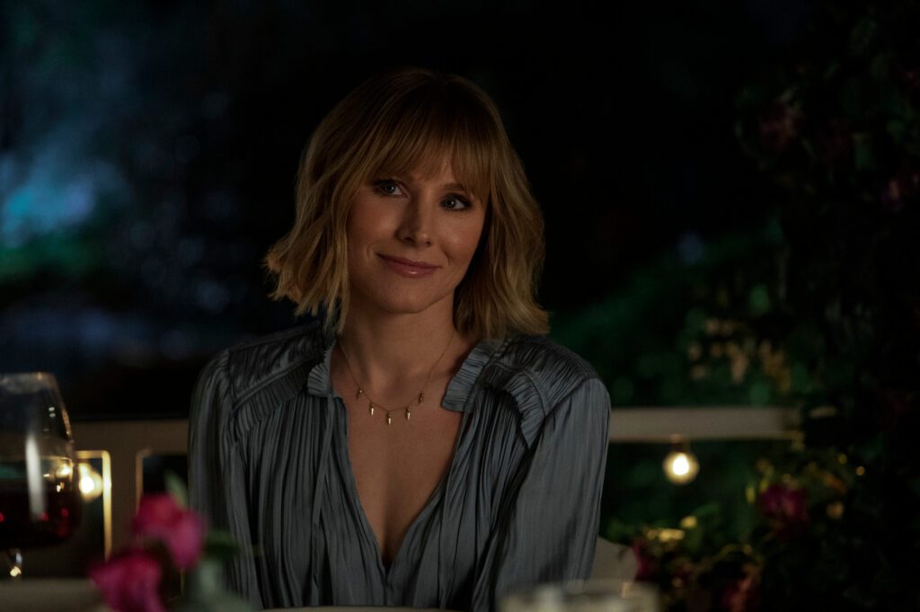 Kristen Bell as Anna in episode 101 of The Woman in the House Across the Street from the Girl in the Window.