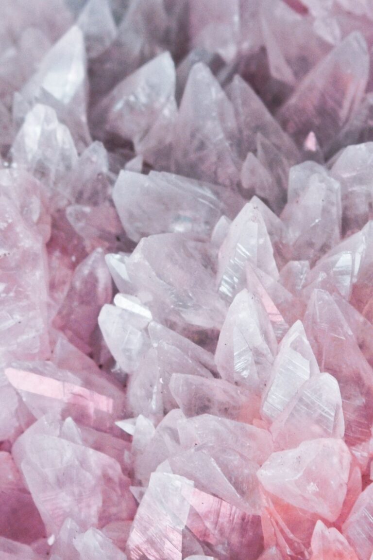 25 Best Crystals For Dreaming, Sleep, And Lucid Dreams