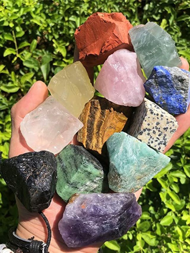 10 Best Crystals To Promote Happiness, Joy, and Positivity