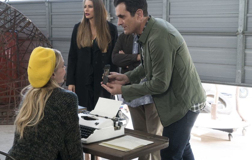 Sofía Vergara, Ty Burrell, and Riki Lindhome in Modern Family (2009)