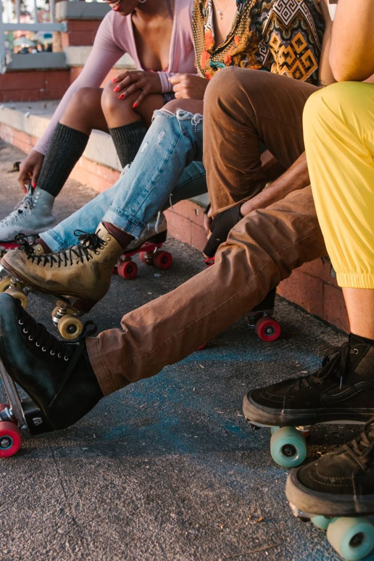 Rollerblading vs. Roller Skating: What is the Difference?