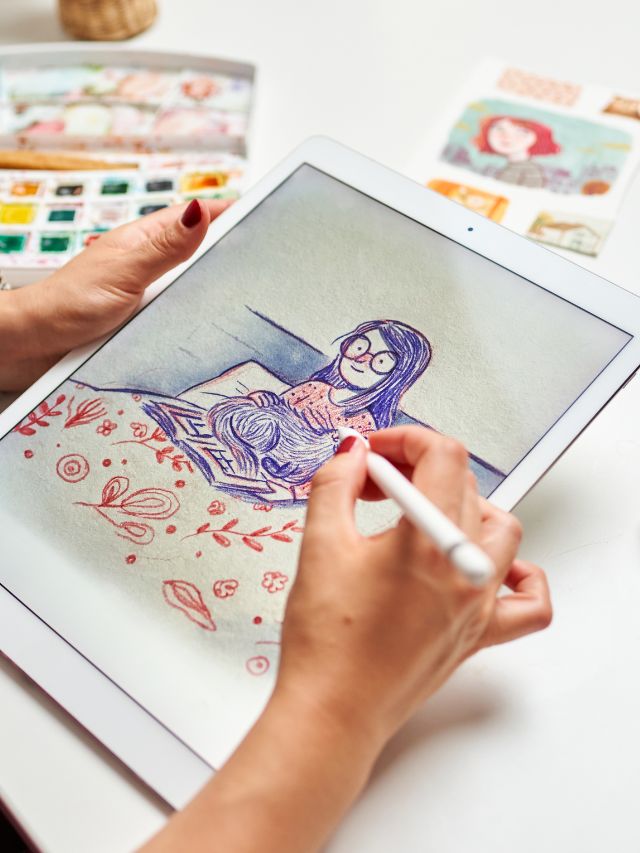 woman drawing design on tablet best drawing tablet without computer