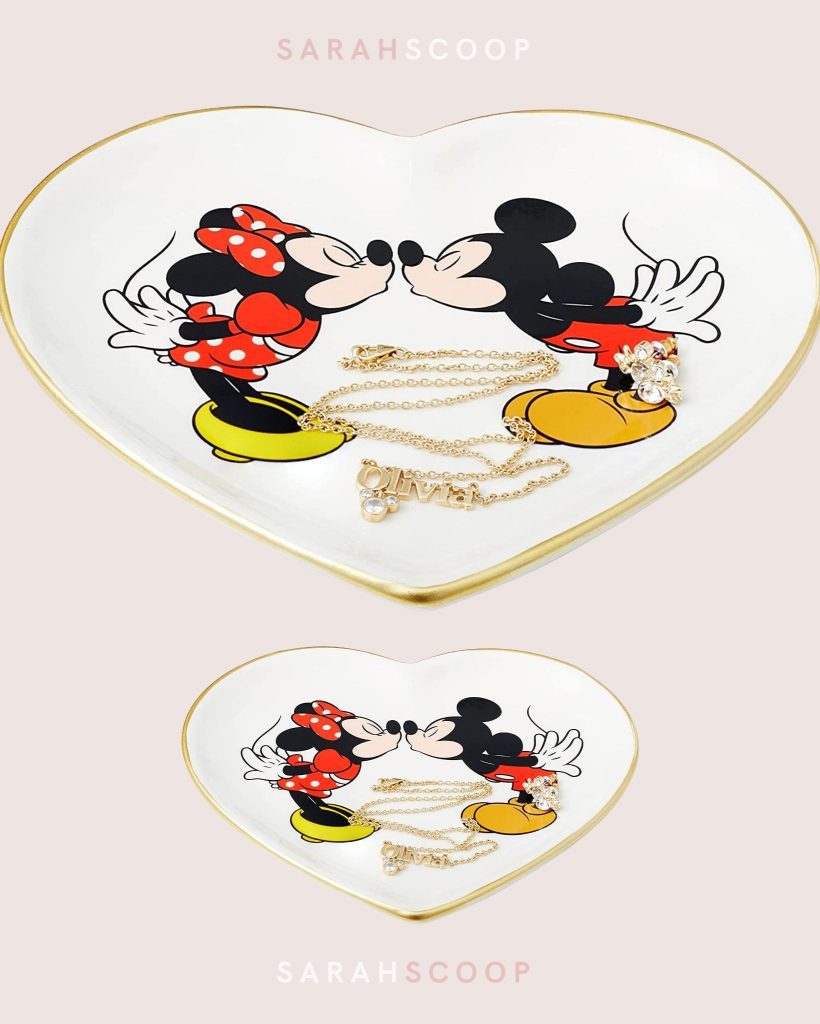 ring dish with mickey and minnie kissing 