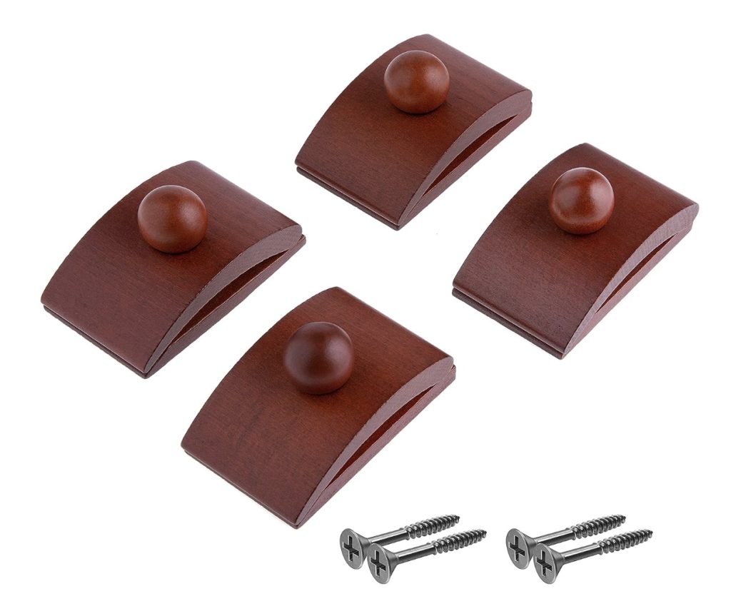 Four wooden knobs and screws.