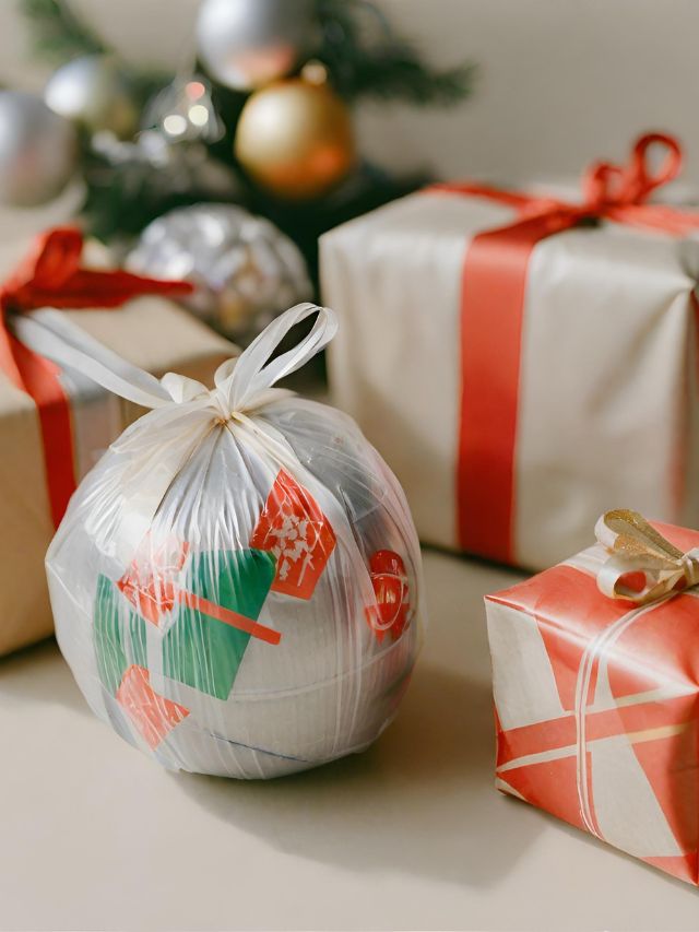 25+ Best Christmas Saran Wrap Ball Gift Ideas for a Party Game