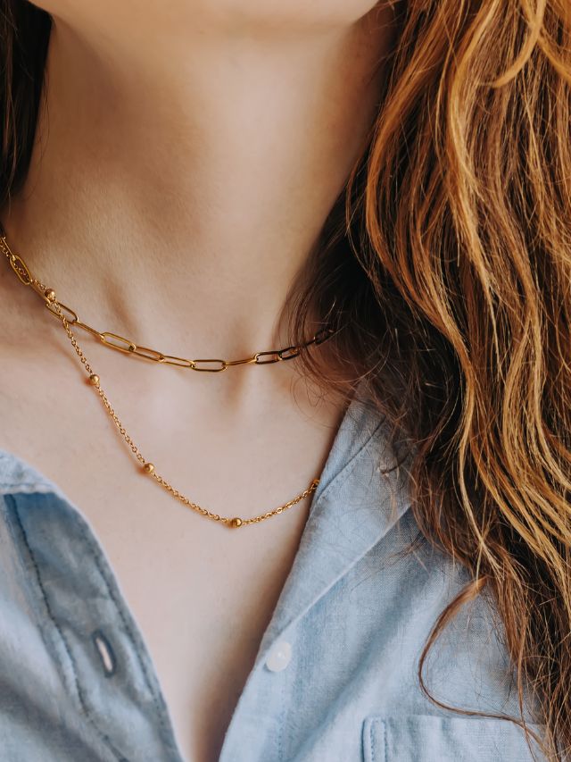 How to shorten a too long necklace ?