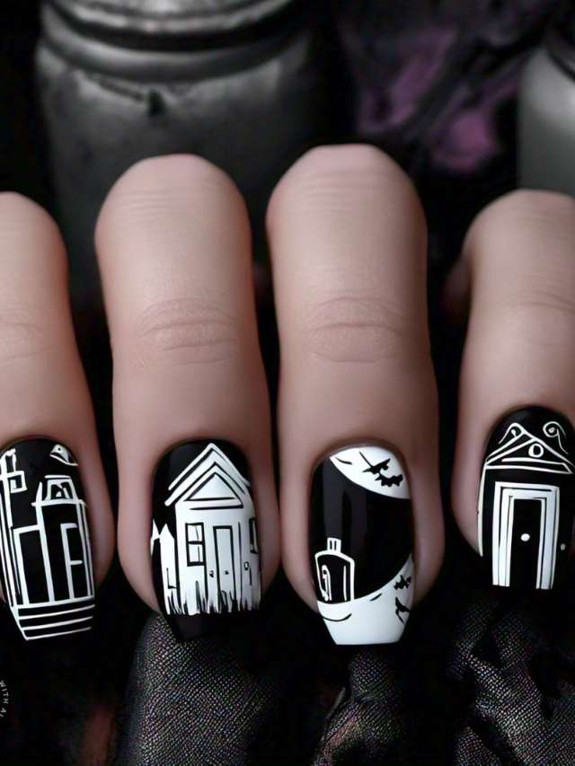 95+ Spooky Black and White Halloween Nail Designs to Try