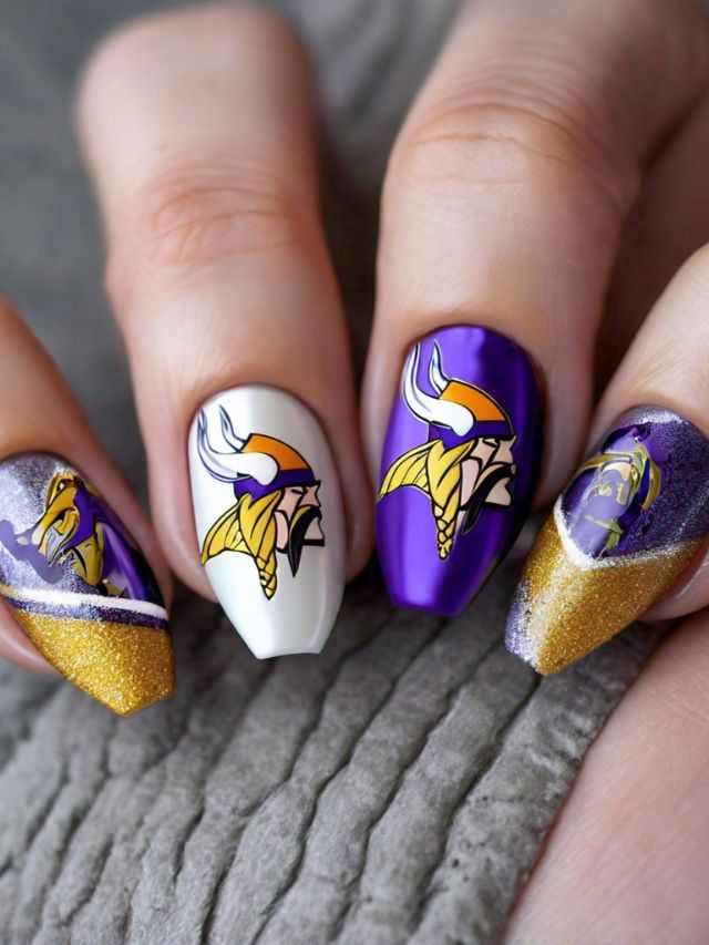 35+ Minnesota Vikings Nail Designs and Ideas